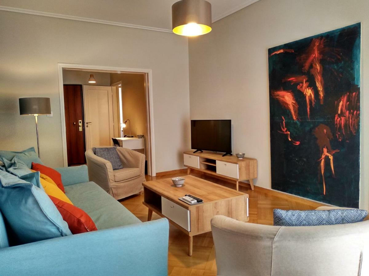 Darsiss 2 - Museum Apartment เอเธนส์ ภายนอก รูปภาพ