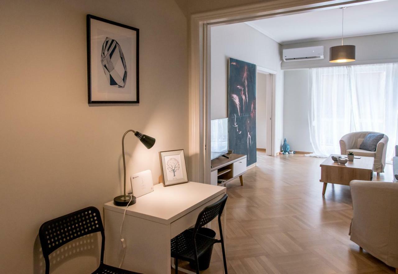 Darsiss 2 - Museum Apartment เอเธนส์ ภายนอก รูปภาพ