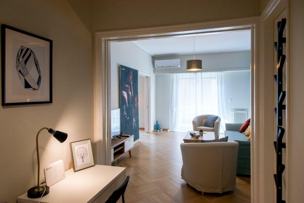 Darsiss 2 - Museum Apartment เอเธนส์ ภายนอก รูปภาพ