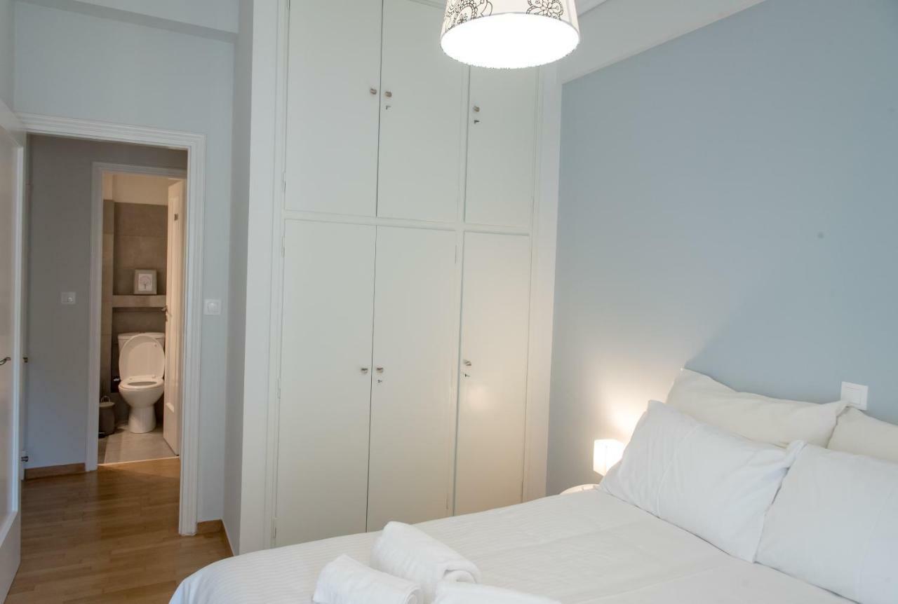 Darsiss 2 - Museum Apartment เอเธนส์ ภายนอก รูปภาพ