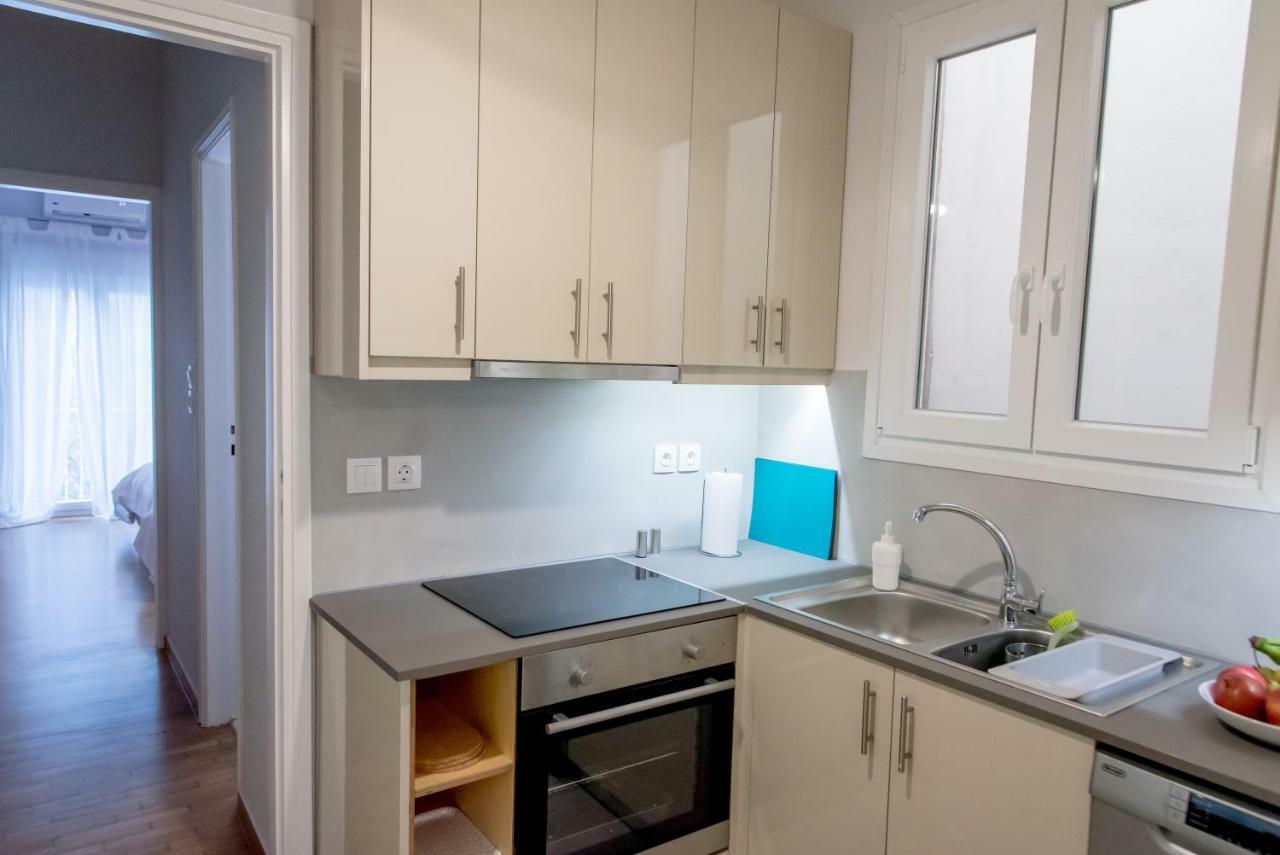 Darsiss 2 - Museum Apartment เอเธนส์ ภายนอก รูปภาพ