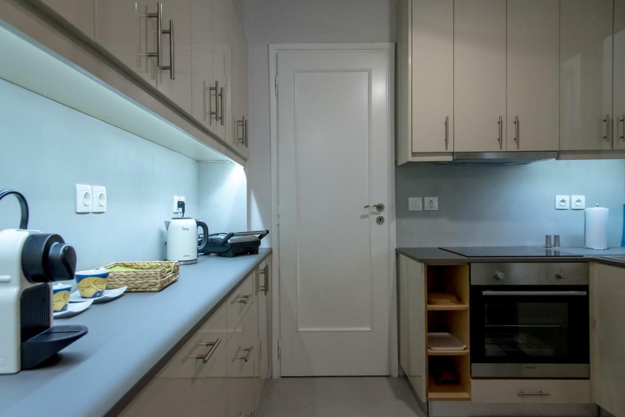 Darsiss 2 - Museum Apartment เอเธนส์ ภายนอก รูปภาพ