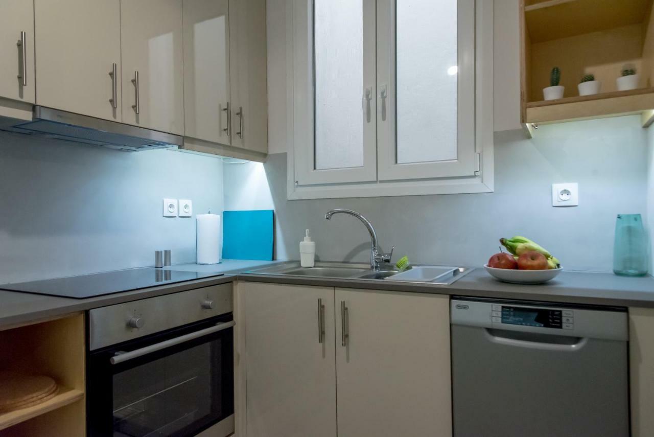 Darsiss 2 - Museum Apartment เอเธนส์ ภายนอก รูปภาพ